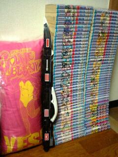 デンガッシャーロッドフォームの2倍以上の高さです。あと今更ですが抱き枕当たってましたー。
